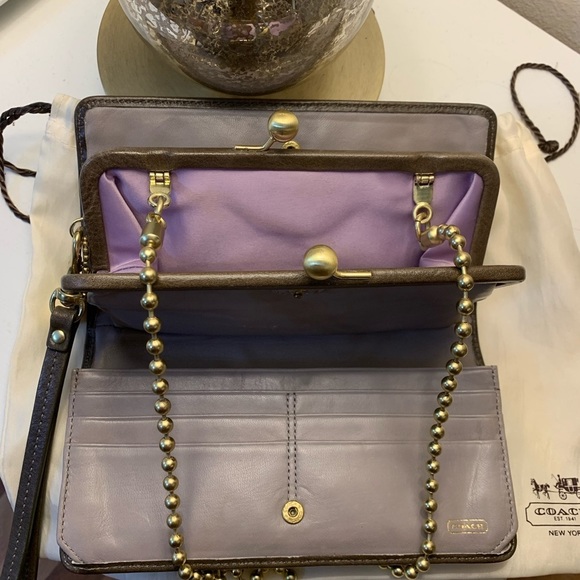 Coach wallet clutch bag. - Picture 9 of 15